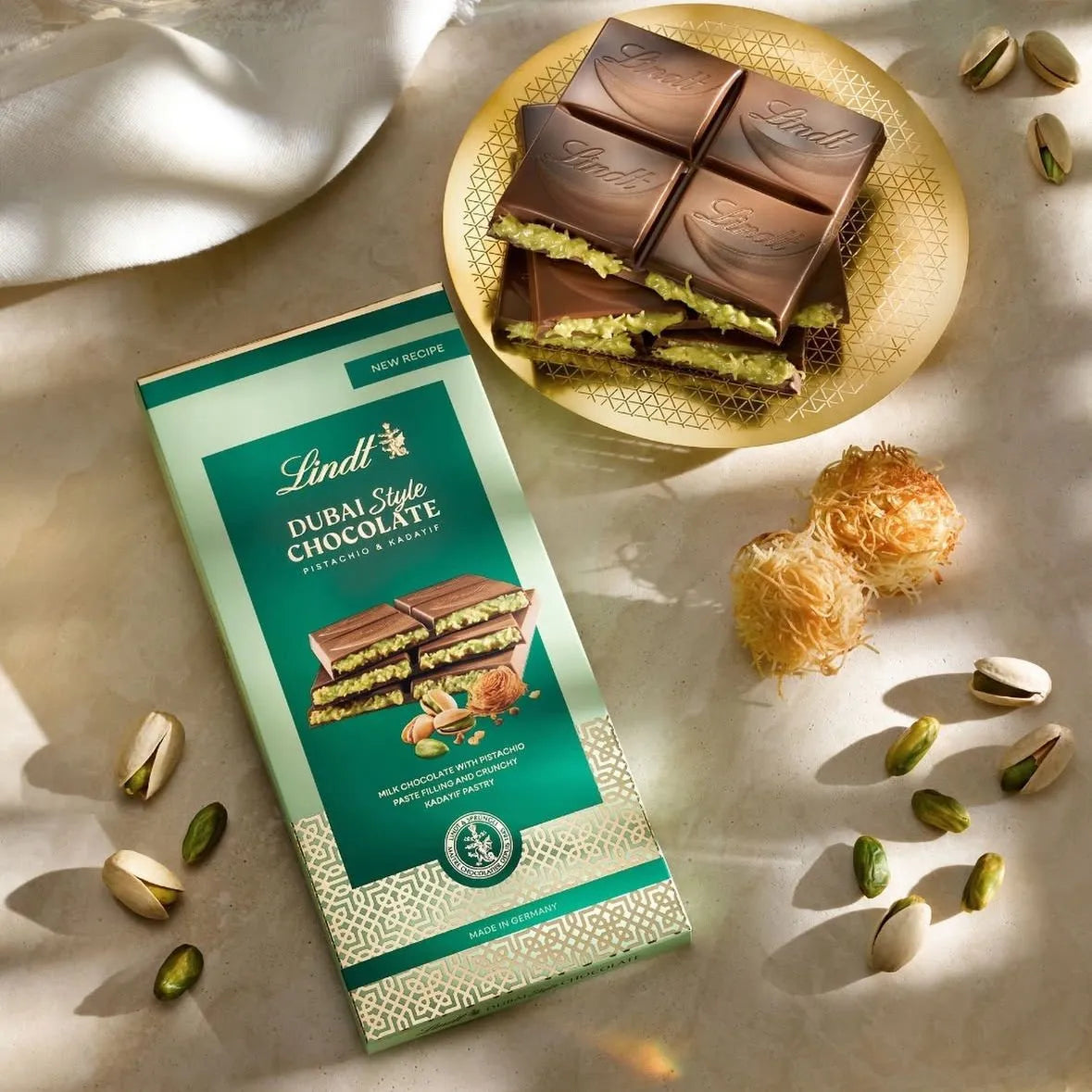Lindt Dubai-Style Pistachio-Filled Chocolate - UK